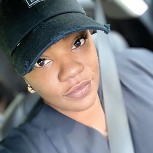 Meet your Posher, Nik